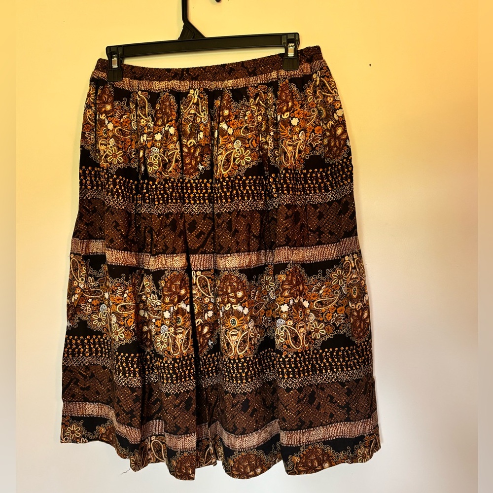 Vintage Boho Maxi Skirt • Vintage Size 10 / Medium